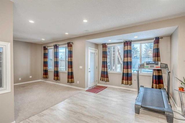 296 Everbrook Way Sw, House detached with 4 bedrooms, 3 bathrooms and 4 parking in Calgary AB | Image 35