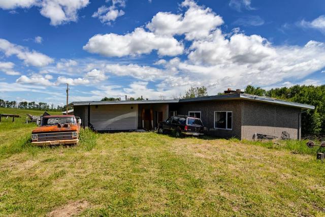 30457 Rge Rd 44, House detached with 5 bedrooms, 2 bathrooms and 10 parking in Mountain View County AB | Image 22