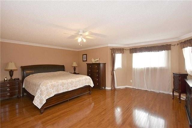 804 Esprit Cres, House detached with 4 bedrooms, 4 bathrooms and 4 parking in Mississauga ON | Image 11