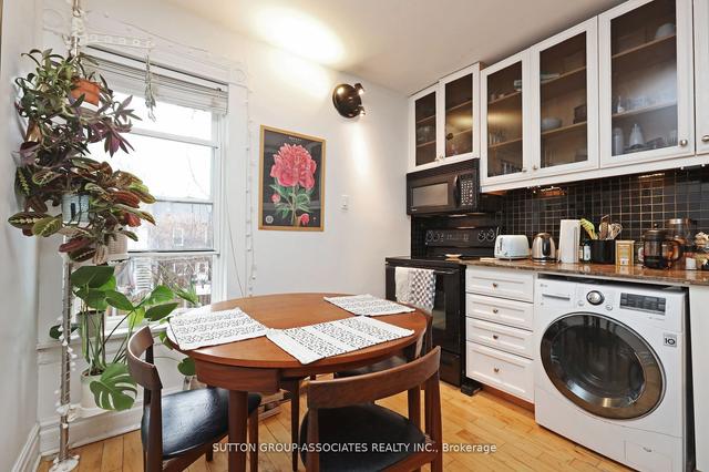 27 Heintzman St, House attached with 3 bedrooms, 3 bathrooms and 1 parking in Toronto ON | Image 21
