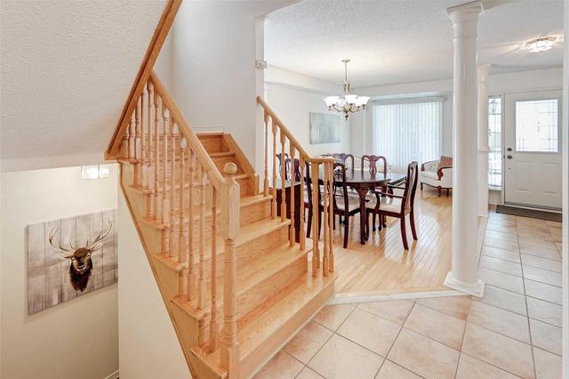 17 Chart Ave, House semidetached with 4 bedrooms, 3 bathrooms and 1 parking in Vaughan ON | Image 6