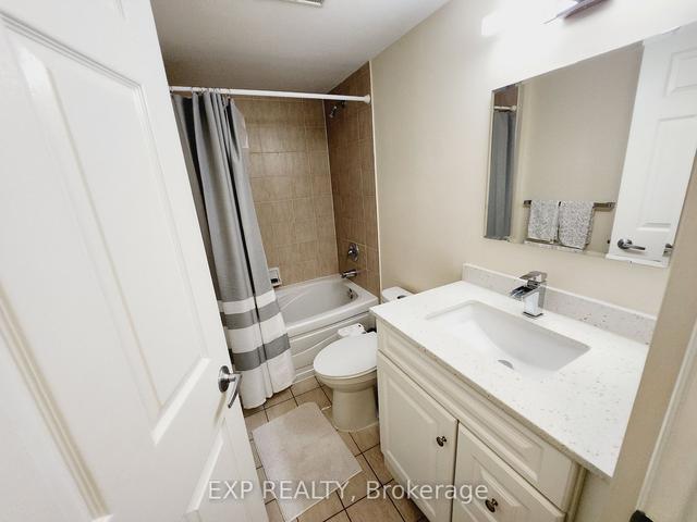 2530 - 3888 Duke Of York Blvd S, Condo with 2 bedrooms, 2 bathrooms and 1 parking in Mississauga ON | Image 10