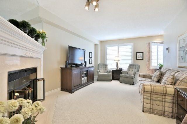 4048 Farnsworth Cres, House detached with 4 bedrooms, 4 bathrooms and 2 parking in Mississauga ON | Image 9