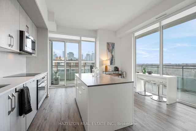 709 - 1 Cardiff Rd, Condo with 2 bedrooms, 2 bathrooms and 1 parking in Toronto ON | Image 1