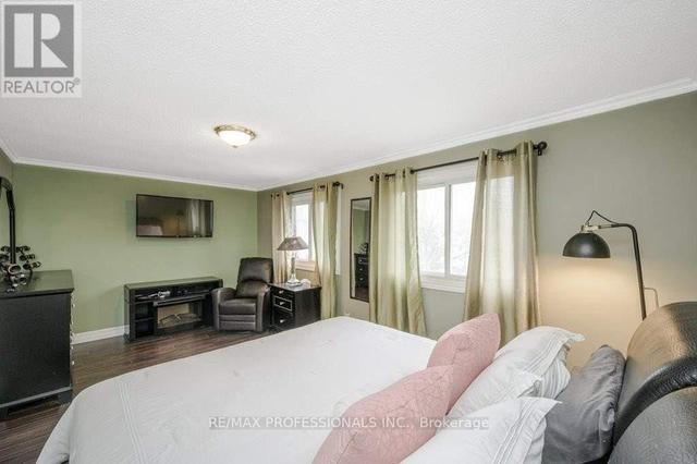9 - 145 Rice Ave, Townhouse with 3 bedrooms, 2 bathrooms and 2 parking in Hamilton ON | Image 20