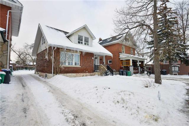 43 Mill St N, House detached with 2 bedrooms, 2 bathrooms and 5 parking in Brampton ON | Image 4