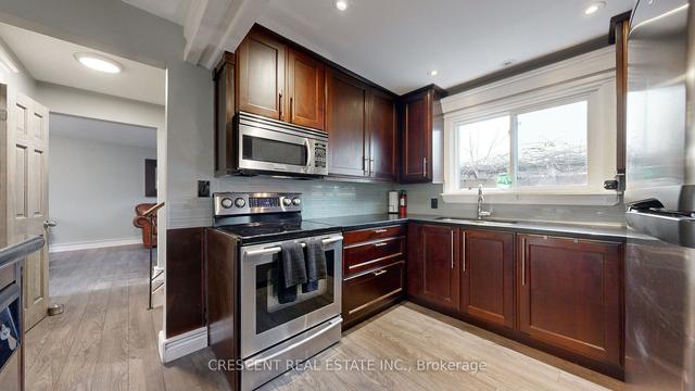 670 Upper Wellington St, House detached with 4 bedrooms, 3 bathrooms and 3 parking in Hamilton ON | Image 38