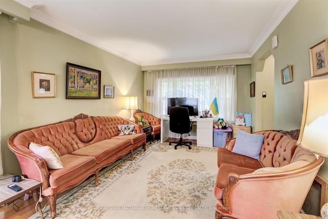 26 Willard Gdns, House detached with 5 bedrooms, 4 bathrooms and 2 parking in Toronto ON | Image 23