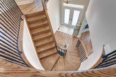 81 Wedgewood Dr, House detached with 4 bedrooms, 5 bathrooms and 4 parking in Toronto ON | Image 6