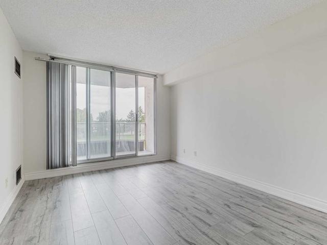 216 - 480 Mclevin Ave, Condo with 1 bedrooms, 2 bathrooms and 1 parking in Toronto ON | Image 6