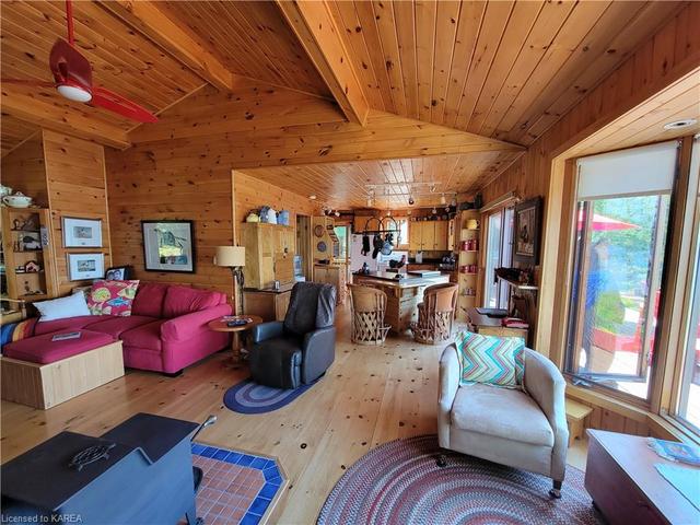 890 Mazinaw Lake, House detached with 2 bedrooms, 1 bathrooms and null parking in North Frontenac ON | Image 24