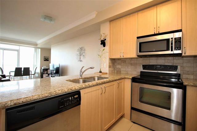 2005 - 7 North Park Rd, Condo with 1 bedrooms, 2 bathrooms and 1 parking in Vaughan ON | Image 20