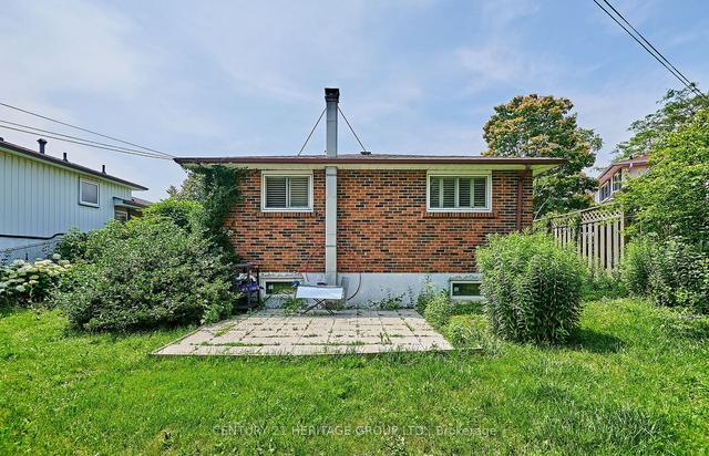 3 Archer Dr, House detached with 3 bedrooms, 2 bathrooms and 5 parking in Ajax ON | Image 16