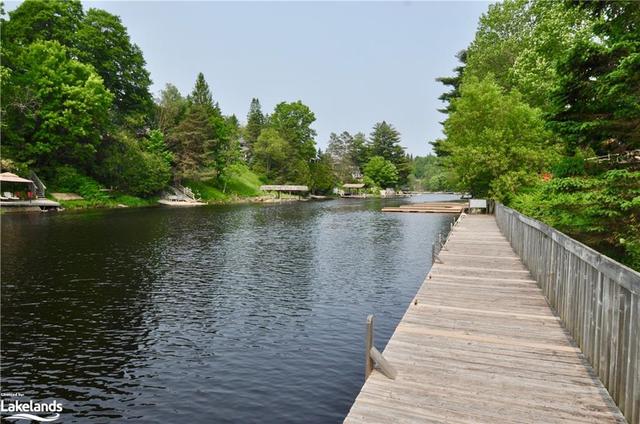 9 Shoreline Drive, House attached with 2 bedrooms, 2 bathrooms and null parking in Bracebridge ON | Image 31