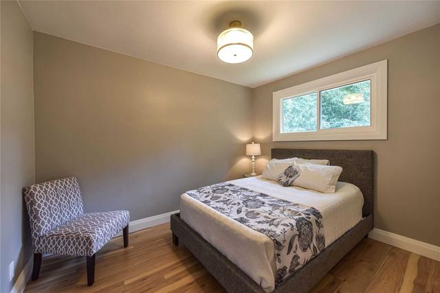 319 James St E, House detached with 2 bedrooms, 2 bathrooms and 3 parking in Orillia ON | Image 29