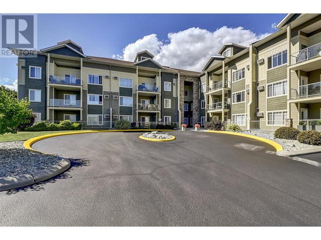 106 - 2120 Shannon Ridge Drive, Condo with 2 bedrooms, 2 bathrooms and null parking in West Kelowna BC | Image 51