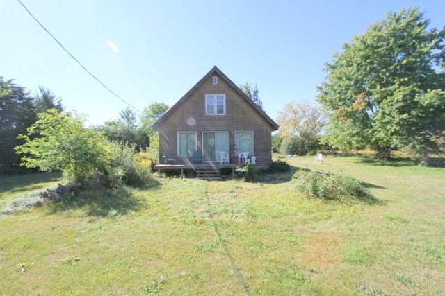 40658 Shore Rd, House detached with 4 bedrooms, 1 bathrooms and 10 parking in Georgian Bay ON | Image 1