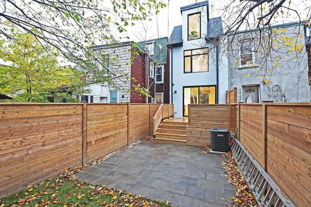 304 Brock Ave, House attached with 3 bedrooms, 4 bathrooms and 0 parking in Toronto ON | Image 25