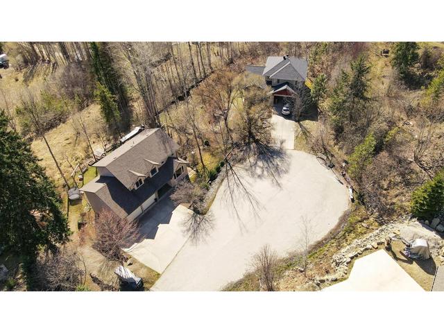 5820 Woodland Drive, House detached with 4 bedrooms, 4 bathrooms and null parking in Central Kootenay F BC | Image 59