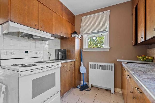 369 Carlton St, House detached with 3 bedrooms, 2 bathrooms and 3 parking in St. Catharines ON | Image 33