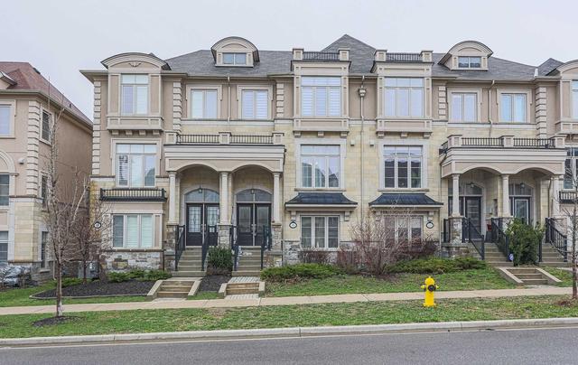 98 Grand Trunk Ave, House attached with 3 bedrooms, 4 bathrooms and 6 parking in Vaughan ON | Image 1
