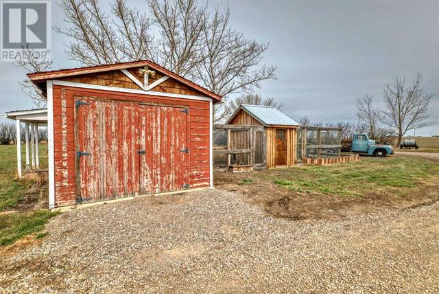 216027 562 Avenue E, House detached with 3 bedrooms, 2 bathrooms and null parking in Foothills County AB | Image 24