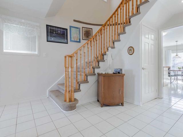 5903 Tayside Cres, House detached with 4 bedrooms, 3 bathrooms and 4 parking in Mississauga ON | Image 16