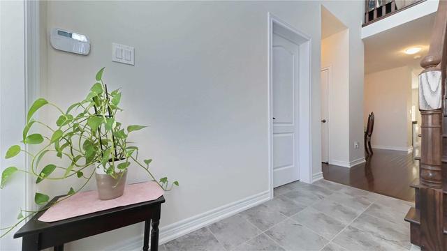 44 Lobelia St, Condo with 2 bedrooms, 3 bathrooms and 4 parking in Brampton ON | Image 36