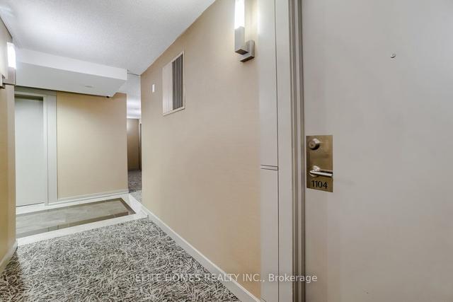 1104 - 330 Burnhamthorpe Rd W, Condo with 2 bedrooms, 2 bathrooms and 2 parking in Mississauga ON | Image 37