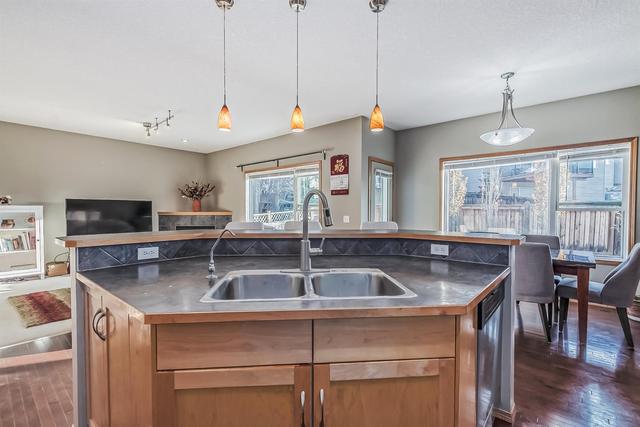 47 Panamount View Nw, House detached with 4 bedrooms, 3 bathrooms and 4 parking in Calgary AB | Image 10