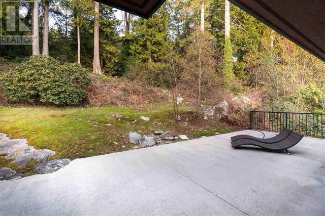 4742 Caulfeild Drive, House detached with 4 bedrooms, 5 bathrooms and 4 parking in West Vancouver BC | Image 29