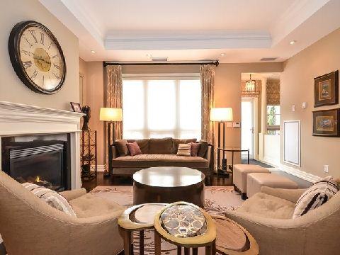 th18 - 21 Burkebrook Pl, Townhouse with 3 bedrooms, 3 bathrooms and 2 parking in Toronto ON | Image 3