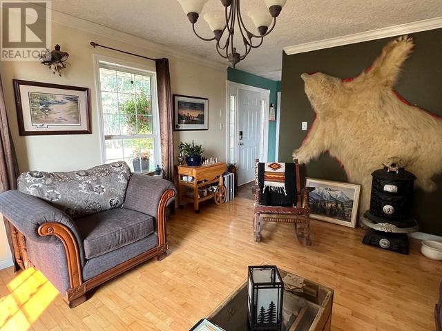 2654 Stenset Road, House detached with 5 bedrooms, 4 bathrooms and null parking in Bulkley Nechako A BC | Image 20
