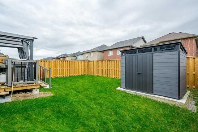 49 Fernridge Hts, House detached with 2 bedrooms, 2 bathrooms and 3 parking in Cavan Monaghan ON | Image 10