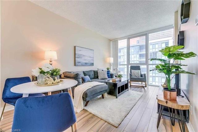 2201 - 75 Eglinton Ave W, Condo with 1 bedrooms, 1 bathrooms and 1 parking in Mississauga ON | Image 8