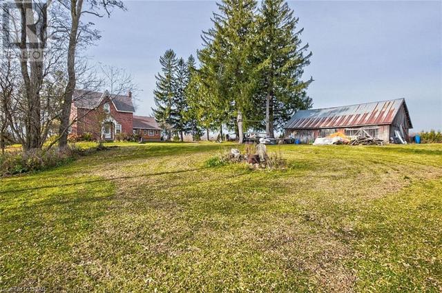 2524 Highway 11 S, House detached with 3 bedrooms, 1 bathrooms and 8 parking in Oro Medonte ON | Image 14