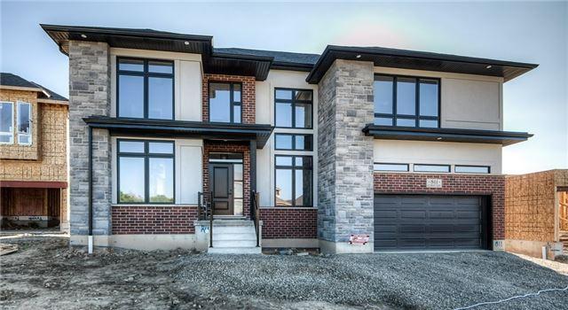 811 Sundrops Crt, House detached with 4 bedrooms, 4 bathrooms and 2 parking in Waterloo ON | Image 1