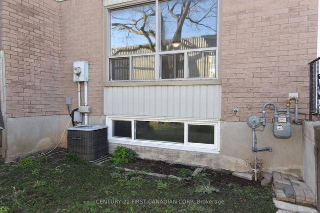 2 - 595 Third St, Townhouse with 3 bedrooms, 2 bathrooms and 1 parking in London ON | Image 7