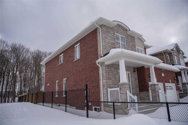 3025 Stone Ridge Blvd, House detached with 4 bedrooms, 3 bathrooms and 5 parking in Orillia ON | Image 12