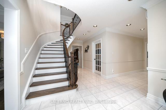 103 Appian Way, House detached with 4 bedrooms, 4 bathrooms and 9 parking in Vaughan ON | Image 34