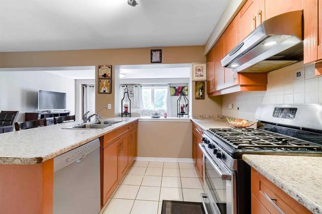 43 - 1035 Victoria Rd S, Townhouse with 3 bedrooms, 4 bathrooms and 2 parking in Guelph ON | Image 3