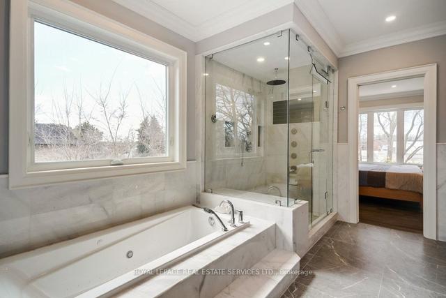 1211 Pinegrove Rd, House detached with 4 bedrooms, 5 bathrooms and 8 parking in Oakville ON | Image 11