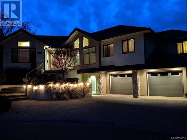 4115 Rogers Ridge, House detached with 4 bedrooms, 4 bathrooms and 2 parking in Saanich BC | Image 31