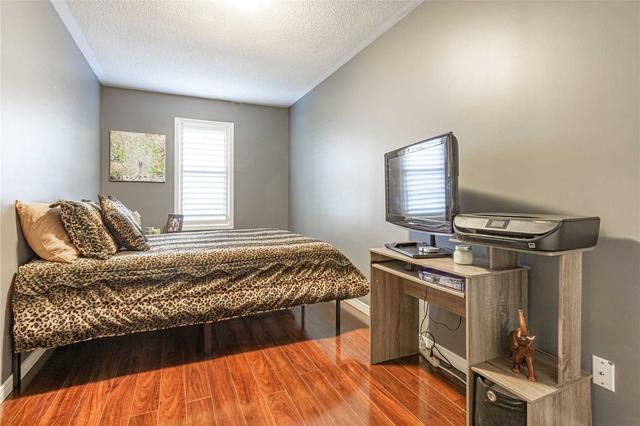 3 Soccavo Cres, Townhouse with 3 bedrooms, 4 bathrooms and 2 parking in Brampton ON | Image 25