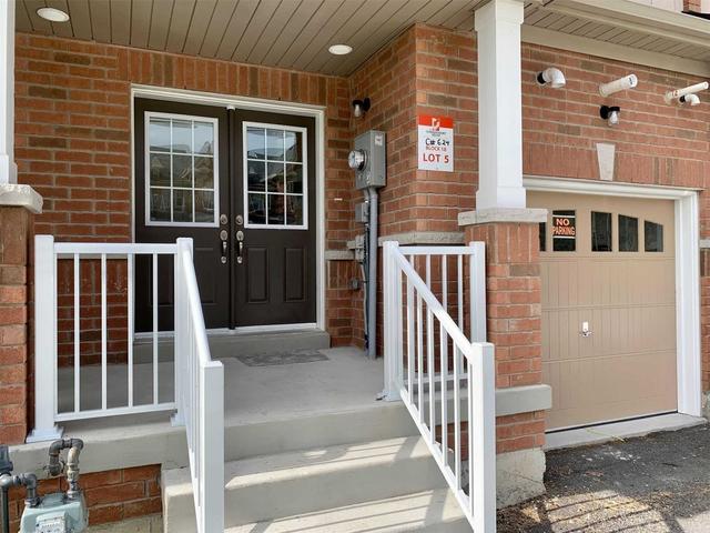 624 Krawchuk Cres, House attached with 4 bedrooms, 4 bathrooms and 2 parking in Oshawa ON | Image 12