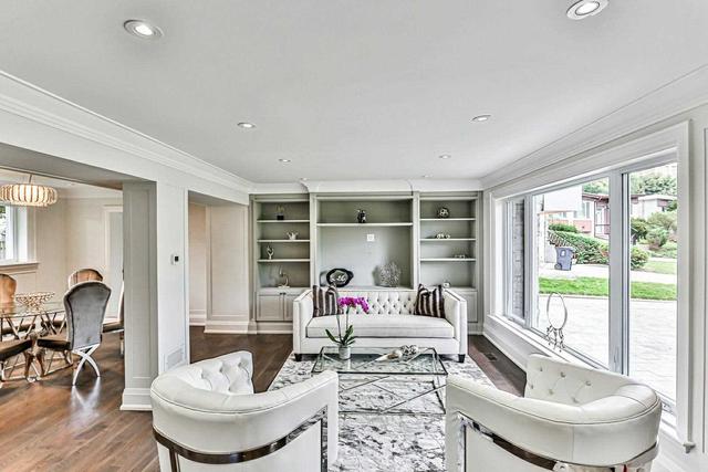 12 Stonedene Blvd, House detached with 5 bedrooms, 5 bathrooms and 6 parking in Toronto ON | Image 38