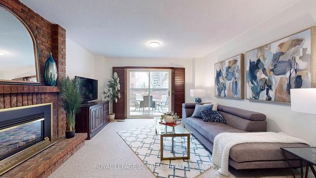12 - 20 La Rose Ave, Townhouse with 4 bedrooms, 4 bathrooms and 2 parking in Toronto ON | Image 34