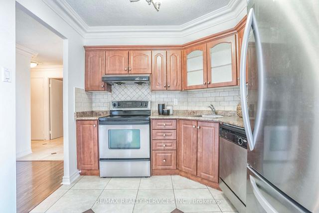 804 - 61 Markbrook Lane, Condo with 2 bedrooms, 2 bathrooms and 1 parking in Toronto ON | Image 11