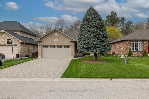 44 Forest Grove Cres, Thames Centre, ON, N0L1G3 | Card Image