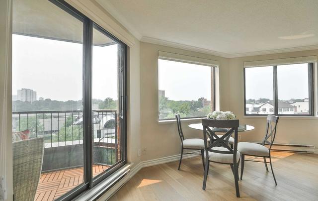 904 - 100 Lakeshore Rd E, Condo with 1 bedrooms, 2 bathrooms and 1 parking in Oakville ON | Image 7